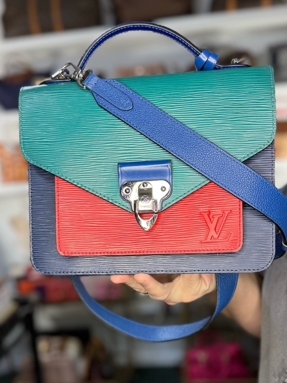 LV RARE EPI 2 WAY BAG